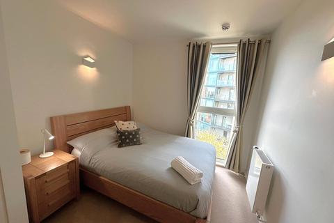 1 bedroom apartment for sale, Cardinal Building, Station Approach, Hayes, Greater London, UB3