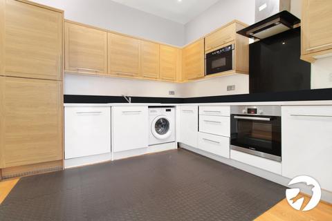 1 bedroom flat to rent, Clarence Place, Gravesend, Kent, DA12