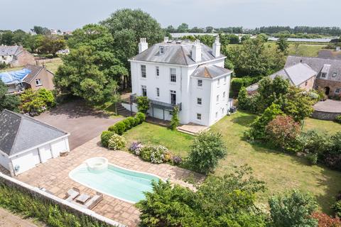 5 bedroom detached house for sale, La Rue De Fauvic, Grouville, Jersey