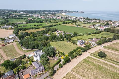 5 bedroom detached house for sale, La Rue De Fauvic, Grouville, Jersey