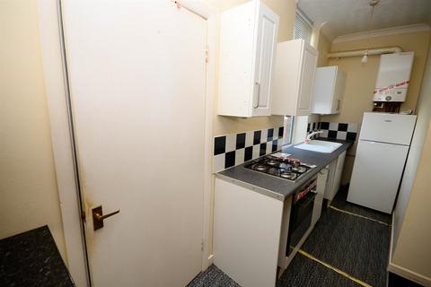 1 bedroom flat for sale, Kells Lane, Low Fell