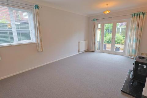 6 Berwick Close, Coventry, CV5 7JE
