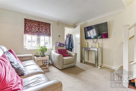 2 bedroom house for sale, Hollybush Way, Cheshunt, Waltham Cross