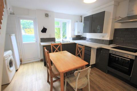 4 bedroom semi-detached house to rent, St Mary Magdalene Street, Brighton