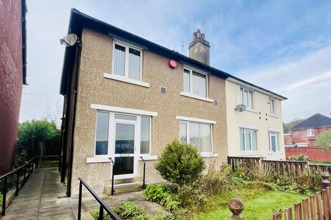 3 bedroom semi-detached house for sale, Bradford Road, Huddersfield HD2