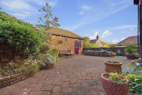 4 bedroom detached house for sale, Mill Road, North Lancing