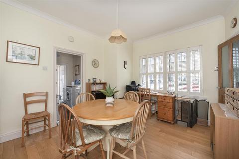 2 bedroom end of terrace house for sale, Wolsey Road, Hampton Hill