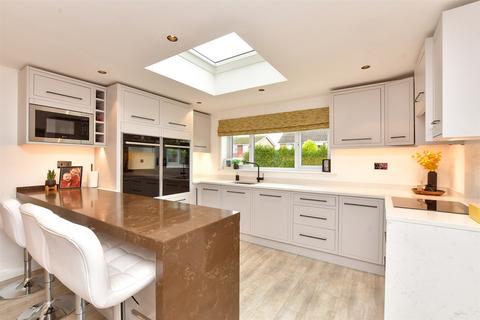 4 bedroom detached house for sale, Heath Road, Coxheath, Maidstone, Kent