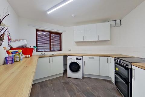 1 bedroom flat for sale, 1 Pentwyn Heights, Abersychan, Pontypool, Gwent, NP4 7TN