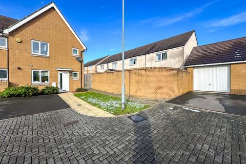 3 bedroom end of terrace house for sale, Wood Street, Patchway, Bristol, South Gloucestershire, BS34