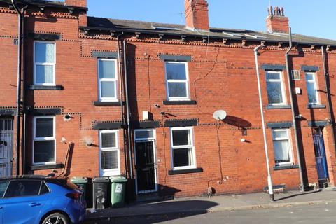 2 bedroom terraced house to rent, Oban Street, Leeds, West Yorkshire, LS12