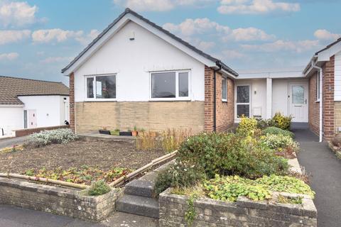 2 bedroom semi-detached bungalow for sale, Sefton Avenue, Hove Edge, HD6 2NA