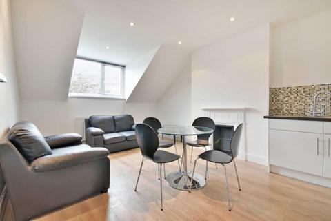 2 bedroom flat to rent, Minster Road, West Hampstead, NW2