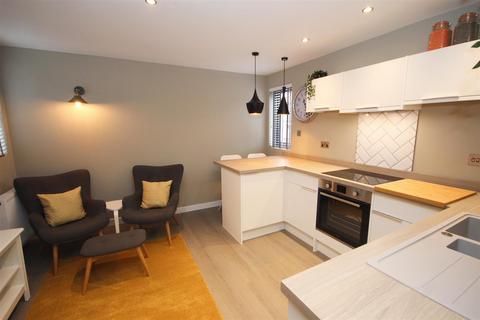 1 bedroom apartment to rent, Hickmott Road, Sheffield, S11 8QF