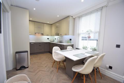 2 bedroom apartment for sale, 5 Howard Square, Eastbourne BN21