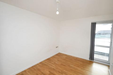 2 bedroom flat for sale, Flat 22 Mercury House, 8 Bath Road, Slough, Buckinghamshire, SL1 3SA