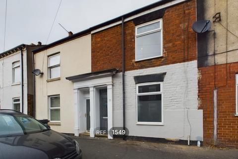 2 bedroom terraced house to rent, Arthur Street, HU3