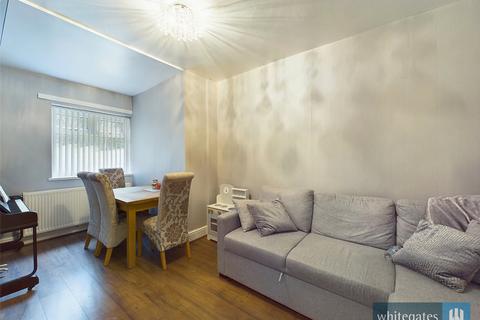 66 Carr Bottom Avenue, Bradford, BD5 9BG