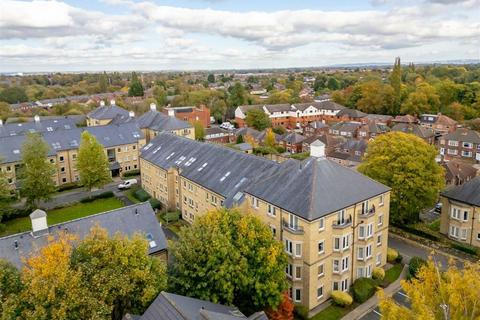 2 bedroom apartment for sale, Olympian Court, York