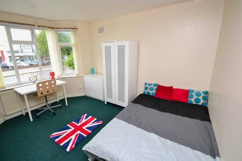 undefined, Derby Road, Nottingham NG7