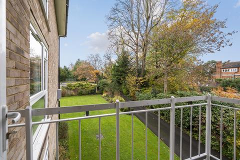 2 bedroom apartment for sale, Upper Brighton Road, Surbiton KT6