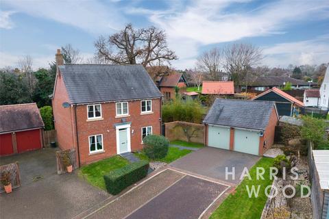 4 bedroom detached house for sale, Bolsin Drive, Colchester, Essex, CO4