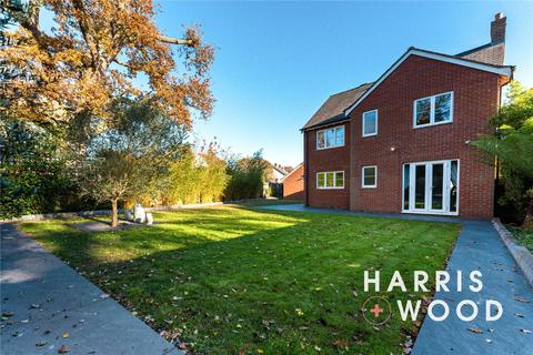 27 Bolsin Drive, Colchester, CO4 5FD
