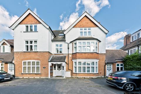 3 bedroom apartment to rent, Surrey Heights, Surbiton KT6