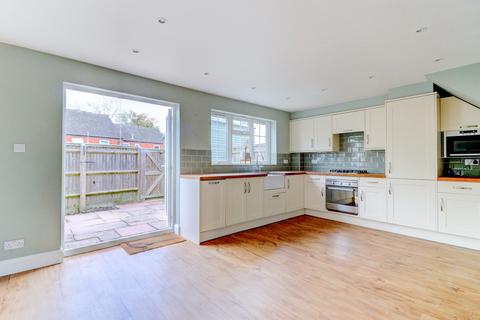 3 bedroom end of terrace house for sale, Simmons Way, High Wycombe HP14