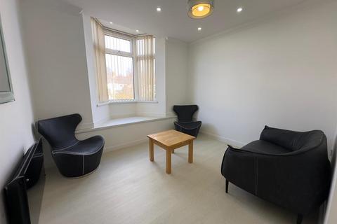 1 bedroom apartment to rent, Albany Road, Cardiff