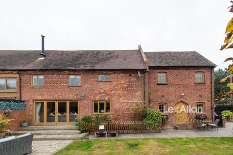 4 bedroom barn conversion for sale, Crown Lane, Iverley