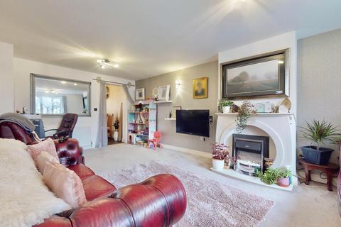 3 bedroom terraced house for sale, West Road, Chadwell Heath, RM6