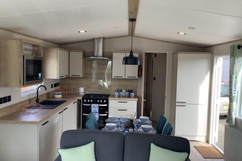 2 bedroom static caravan for sale, Marlie Holiday Park