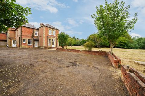 4 bedroom detached house for sale, Framewood Road, Stoke Poges, Slough