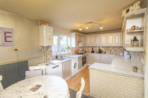 3 bedroom semi-detached house for sale, Mowbray Road, Fleetwood FY7