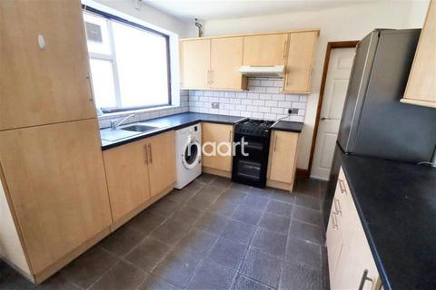 4 bedroom semi-detached house to rent, Wheat Street, Nuneaton, CV11 4BH