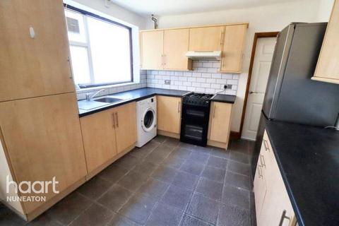 4 bedroom semi-detached house to rent, Wheat Street, Nuneaton