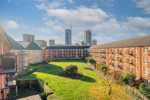 2 bedroom flat for sale, Basque Court, Canada Water SE16