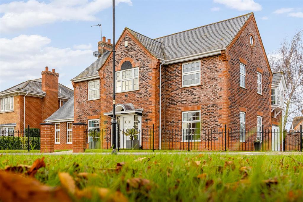 7 Ashton-Hall Drive (Wyberton Fen)-5.jpg