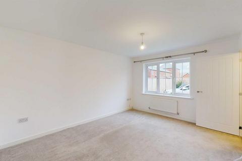 3 bedroom end of terrace house to rent, Rumsey Close, Copthorne Keep, Shrewsbury