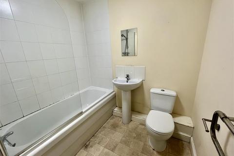 2 bedroom apartment for sale, Westbury Street, Elland