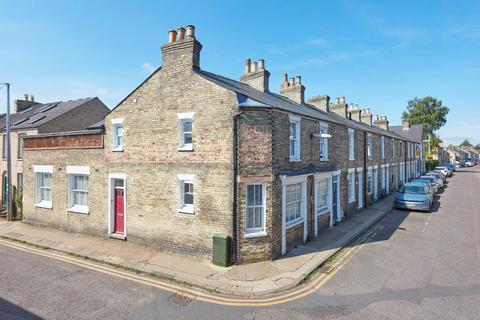 3 bedroom terraced house to rent, Gwydir Street, Cambridge