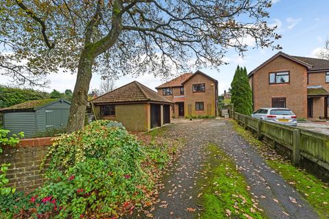 4 bedroom detached house for sale, Winchester Road, Four Marks, Alton, Hampshire