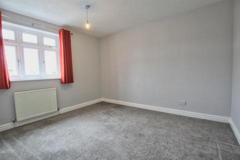 3 bedroom house to rent, Carlton Rise, Beverley