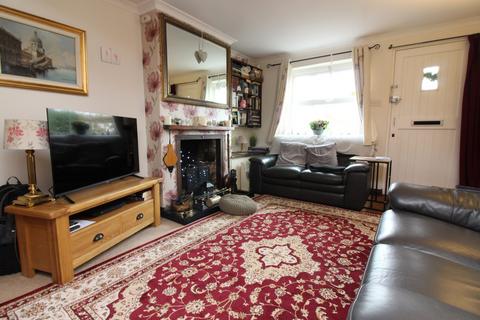 2 bedroom end of terrace house for sale, Clifton Road, Henlow, SG16