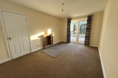 3 bedroom house to rent, Somerton Road, Macclesfield