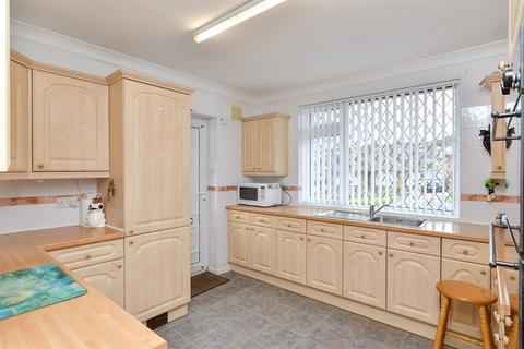 2 bedroom detached bungalow for sale, Chalkland Rise, Woodingdean, Brighton, East Sussex