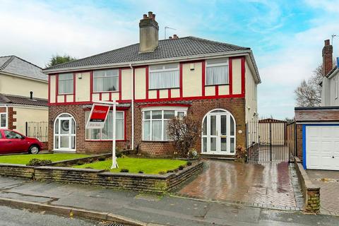 3 bedroom semi-detached house for sale, Windsor Avenue, PENN