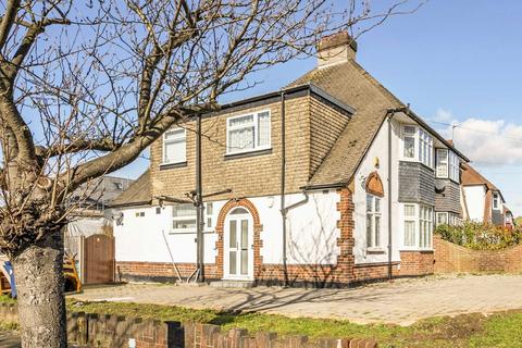 4 bedroom semi-detached house to rent, Marsh Lane, London NW7