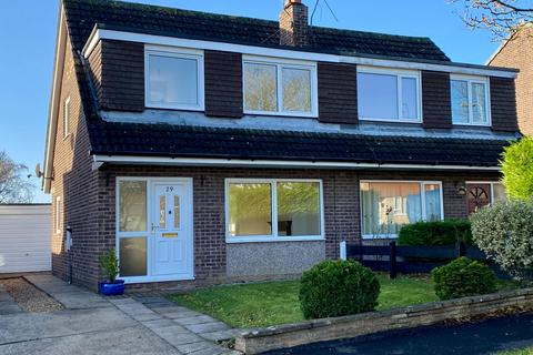 29 Arnold Avenue, Gonerby Hill Foot, Grantham, NG31 8HN